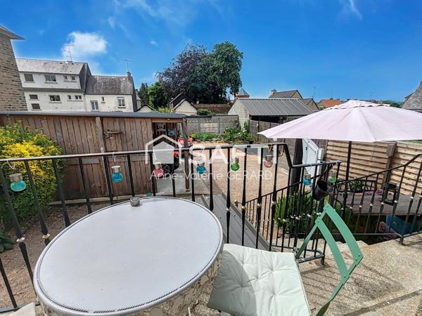 Maison de maitre 4chbs, avec cour et carport