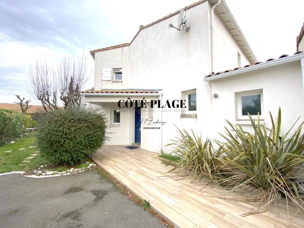 Vaux-sur-Mer (17640) VAUX SUR MER - MAISON FAMILIALE A 500 M DU CENTRE AU PRIX DE 821 600 € FAI