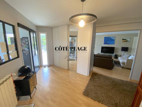 Vaux-sur-Mer (17640) VAUX SUR MER - MAISON FAMILIALE A 500 M DU CENTRE AU PRIX DE 821 600 € FAI