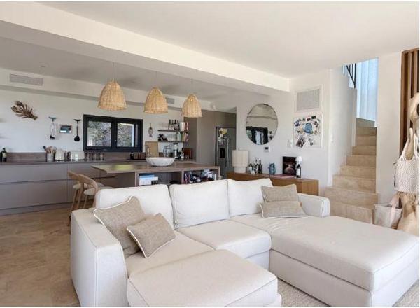 Maison à vendre  5 pièces - 135 m2 LA CROIX VALMER - 83