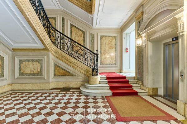 Dernier étage traversant – Avenue de Messine