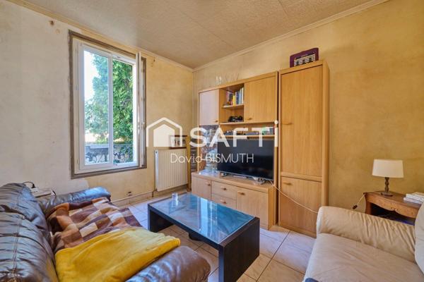 Maison 4 pièces 3 chambres de 80 m2 sur une parcelle de 186 m2 avec un jardin de 100 m2