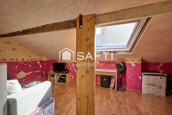 Maison 4 pièces 3 chambres de 80 m2 sur une parcelle de 186 m2 avec un jardin de 100 m2