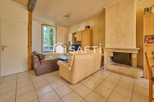 Maison 4 pièces 3 chambres de 80 m2 sur une parcelle de 186 m2 avec un jardin de 100 m2