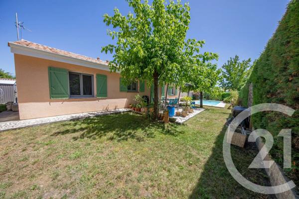 Maison à vendre  5 pièces - 108,61 m 2   ST MEDARD EN JALLES  - 33