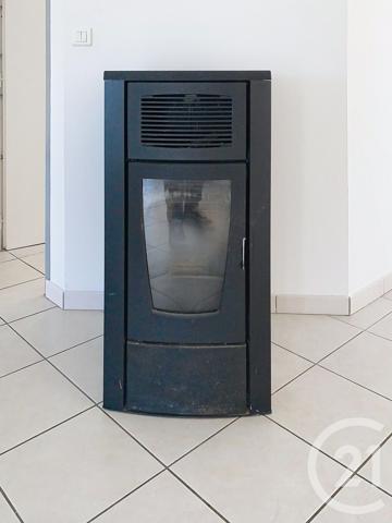 Maison à vendre  5 pièces - 118,80 m 2   ECHILLAIS  - 17