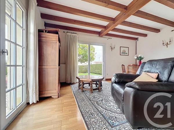 Maison à vendre  5 pièces - 118,80 m 2   ECHILLAIS  - 17