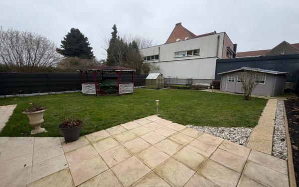 Maison à vendre    4 pièces •  Merville