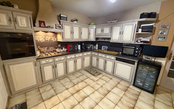 Maison à vendre    4 pièces •  Merville