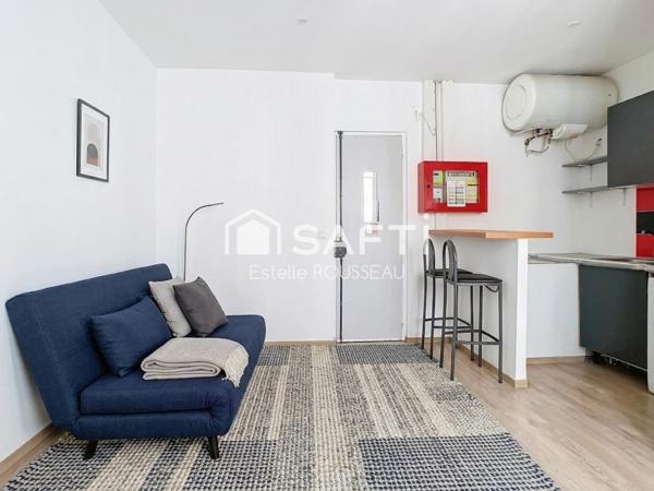 Studio vendu loué meublé, 5 mn à pied du métro