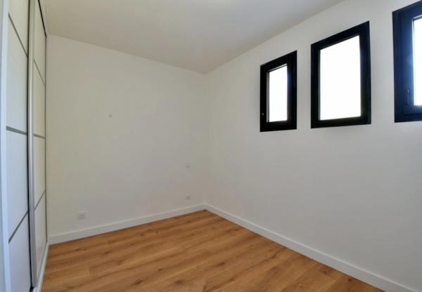 EXCLUSIVITÉ : Appartement T4/T5 – Terrasse - Garage et 2 parkings