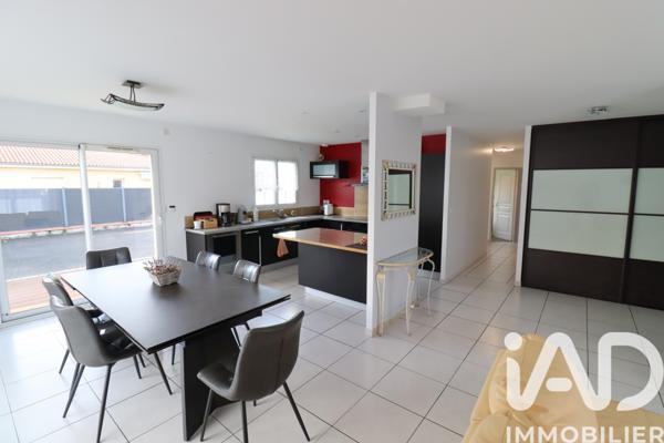 Maison à vendre 6 pièces 116 m² Saint-Beauzire