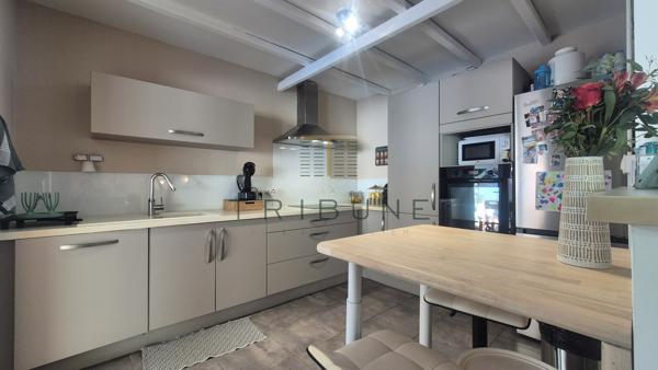 Maison 6 pièce(s) 4 chambre(s) 130 m²