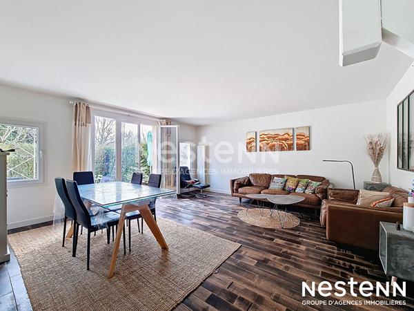 Vente maison Buc 6 pièces 4 chambres proche commerces et transports.