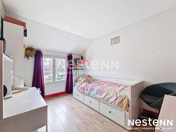 Vente maison Buc 6 pièces 4 chambres proche commerces et transports.