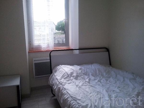 Location appartement Guingamp - 2 pièce(s) - 25 m² - 370 €/mois