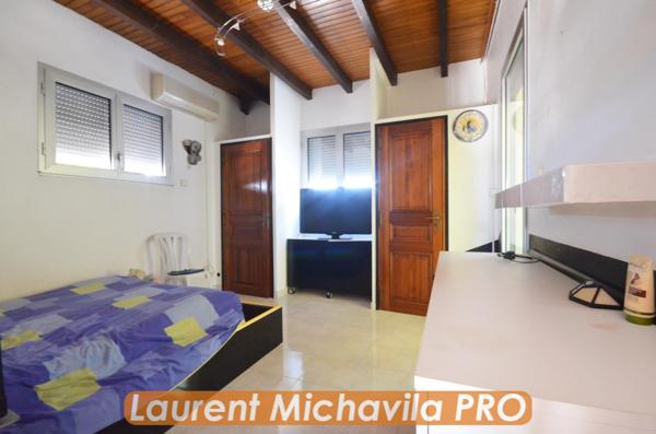 Maison à VILLENEUVE-LES-BEZIERS, 34420 - 7 pièces 192m²