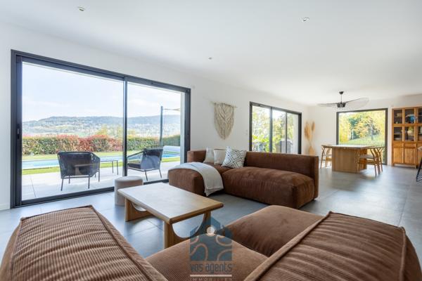 Villa 6 pièce(s) 4 chambre(s) 178 m²