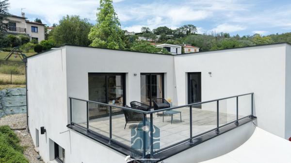 Villa 6 pièce(s) 4 chambre(s) 178 m²