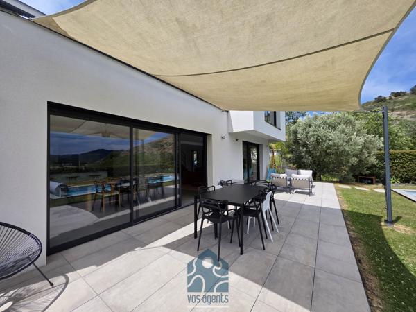 Villa 6 pièce(s) 4 chambre(s) 178 m²