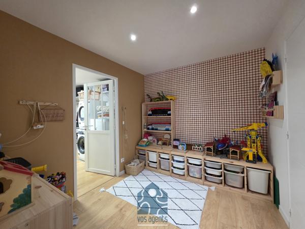 Villa 6 pièce(s) 4 chambre(s) 178 m²