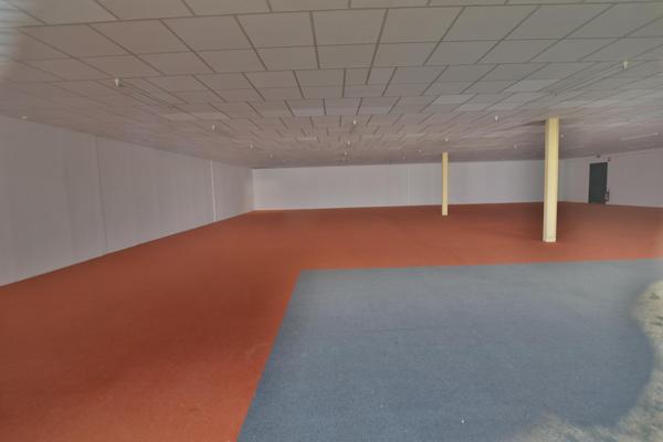Local Commercial à VEZAC, 24220 - 1 pièce 450m²