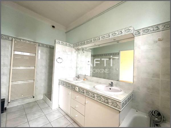 Appartement T6 centre ville 215 m² avec ascenseur