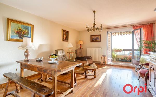 Appartement à vendre    3 pièces • 80,67 m2 Sainte-Foy-lès-Lyon