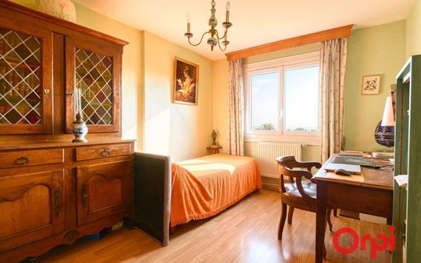 Appartement à vendre    3 pièces • 80,67 m2 Sainte-Foy-lès-Lyon
