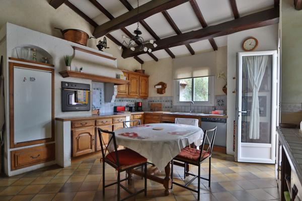 Maison Bize Minervois 4 pièce(s) 136.80 m2