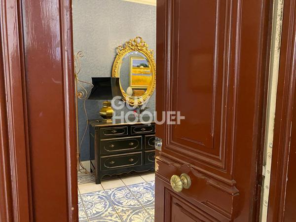 Appartement 9 pièces 224.17 m2