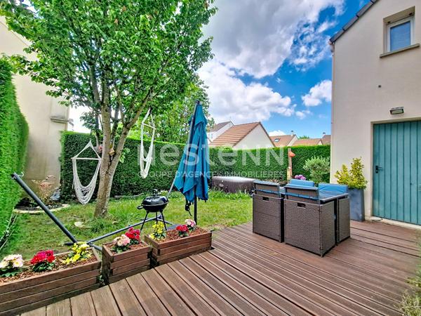 À vendre maison de 5 pièces 109m² utiles exposée SUD proche Forêt à Bois d'Arcy