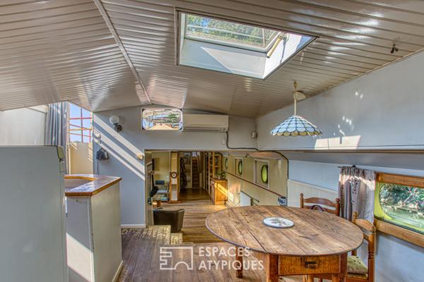 Maison sur l’eau aux portes de la cité des Papes