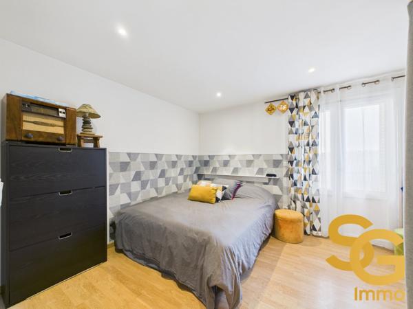 Appartement à TOULON (83200)