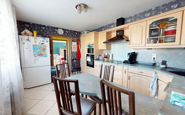 Maison à vendre    5 pièces •  Tronville-en-Barrois