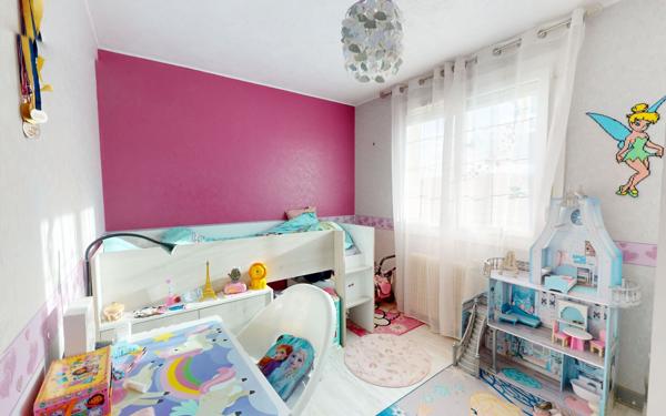 Maison à vendre    5 pièces •  Tronville-en-Barrois