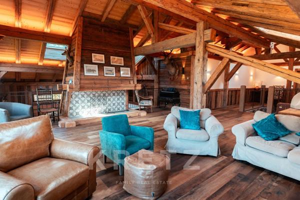 Chalet / ferme exceptionnel au cœur de la vallée de CHAMONIX