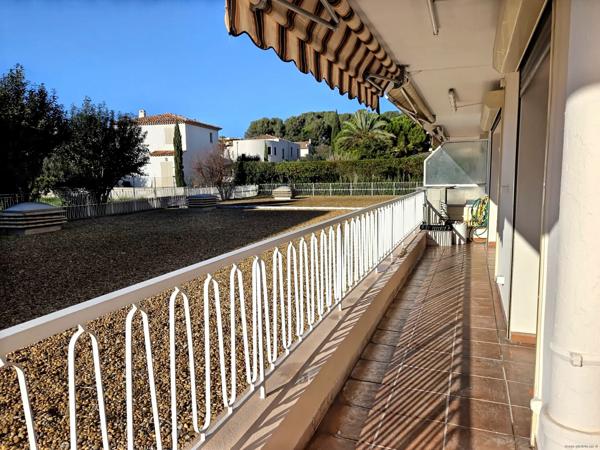 Appartement rénové proche centre ville et port