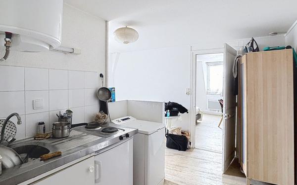 Appartement à vendre    1 pièce • 26,80 m2 Tours