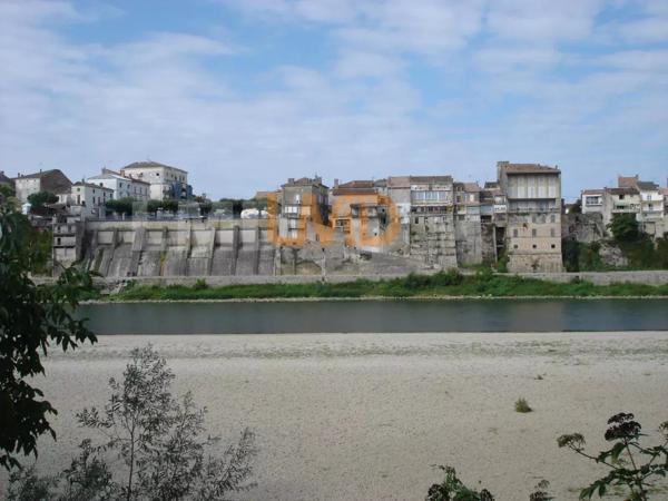 Centre Ville Appartement 136 M² Avec Dependances