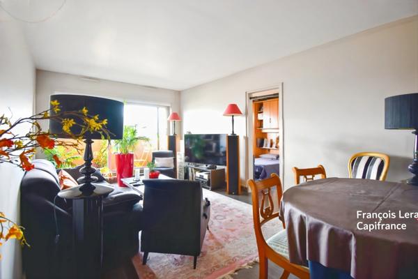 Appartement à vendre 2 pièces PARIS 9EME ARRONDISSEMENT (75) - avec balcon, parking et cave -Appartement vendu occupé - 52,29 m2 - 454 800 € honoraires d’agence inclus