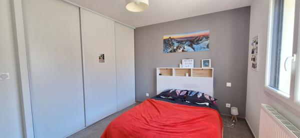 Maison contemporaine à vendre à Bourg-en-Bresse - Secteur Vennes, un havre de paix rare sur le marché