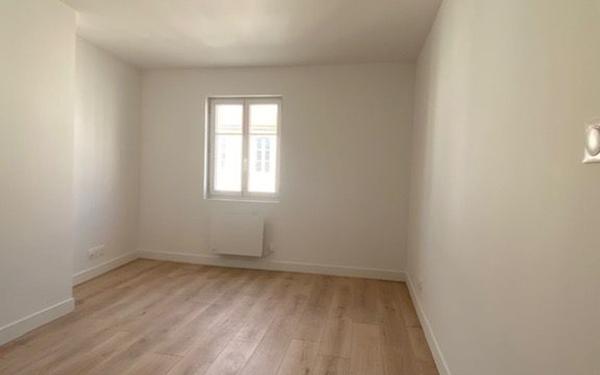 Appartement à vendre    2 pièces • 54,34 m2 Rochefort