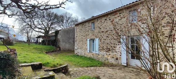 Maison à vendre 6 pièces 134 m² Saint-Fulgent