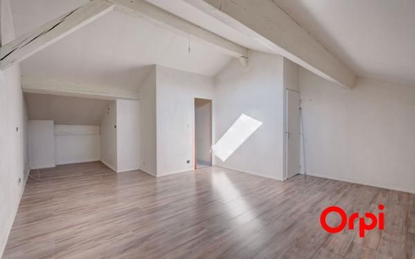 Appartement à vendre    4 pièces • 125 m2 Villeurbanne