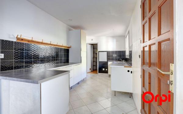 Appartement à vendre    4 pièces • 125 m2 Villeurbanne