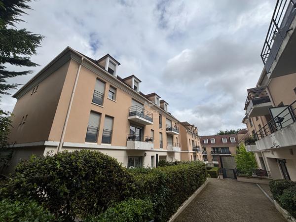 Appartement Pontoise 4 pièce(s) 78.73 m2 253 000 € **  - Référence  11242