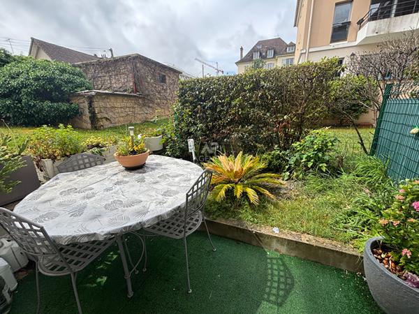 Appartement Pontoise 4 pièce(s) 78.73 m2 253 000 € **  - Référence  11242