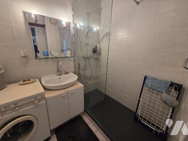 A MONTIGNY-LE-BRETONNEUX A VENDRE APPARTEMENT