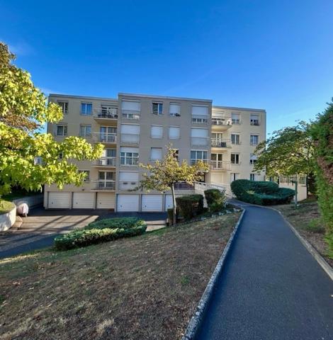 2 PIECES 54 m² - BALCON - BOX - CAVE - VUE DEGAGEE PLEIN SUD